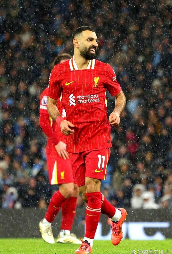 ninegame-萨拉赫重返赛场,表现优异首场状态出色,美国队观众沸腾!